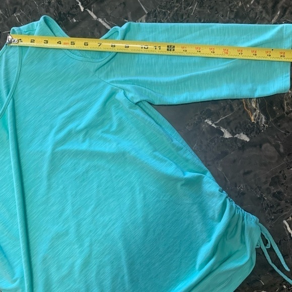 Links women’s Short Sleeves Cold Shoulder T-Shirt turquoise size medium - Picture 8 of 12